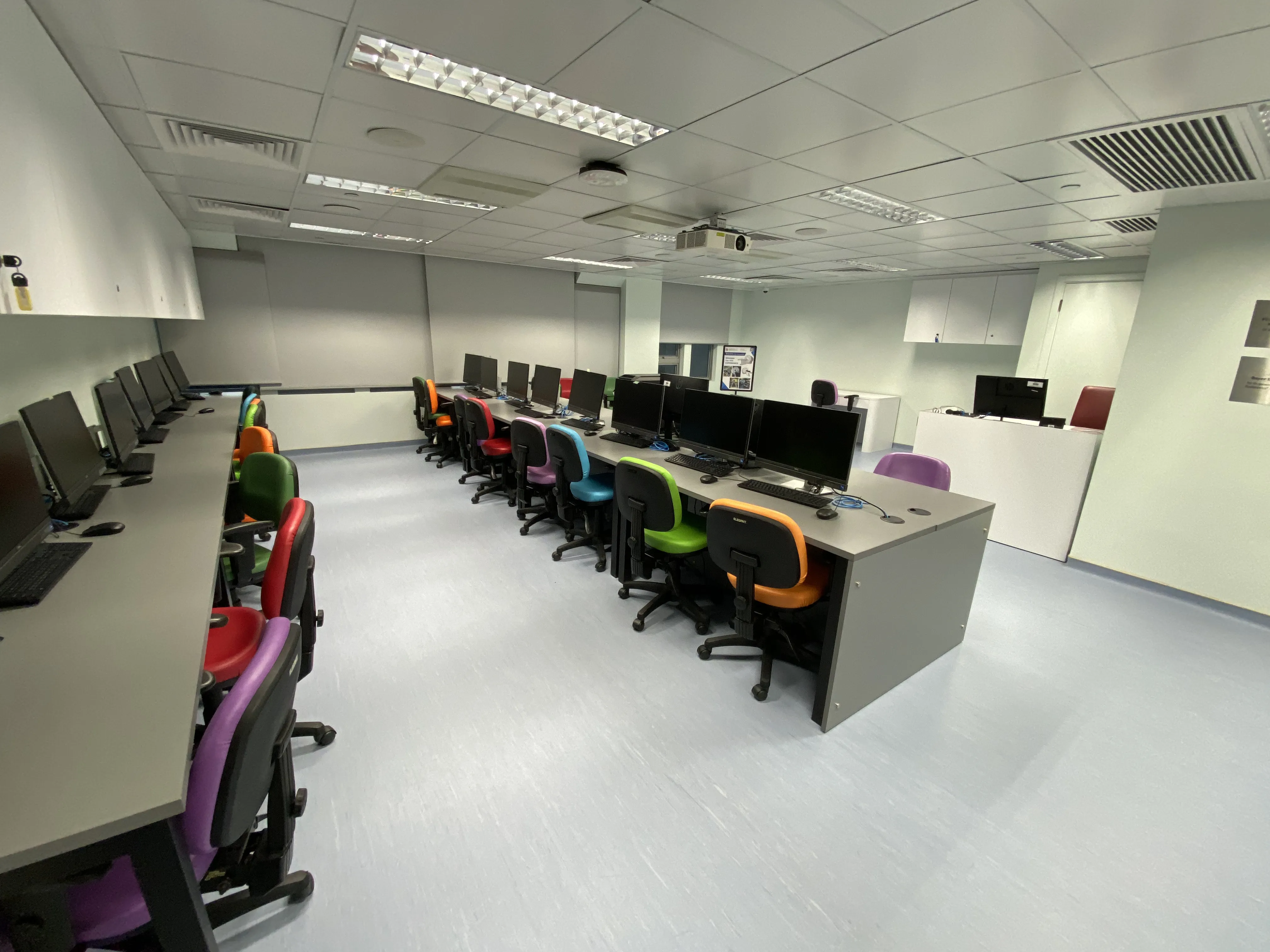 Intelligent Medical Imaging Teaching Laboratory